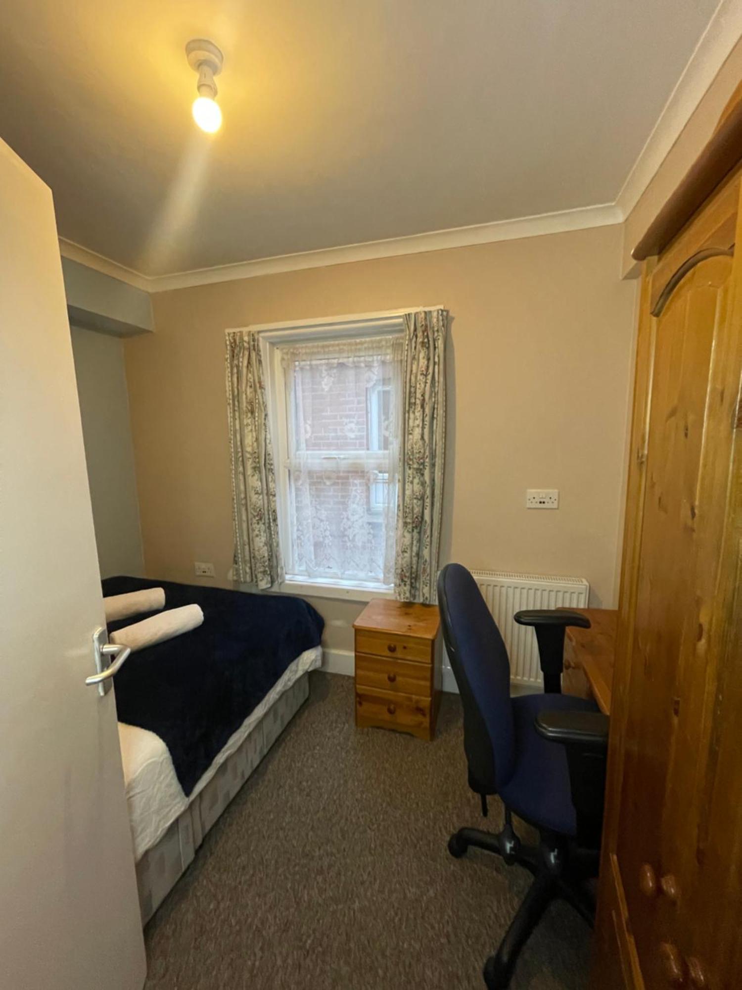 2 Double Bedroom, Portswood, Alloggio in famiglia